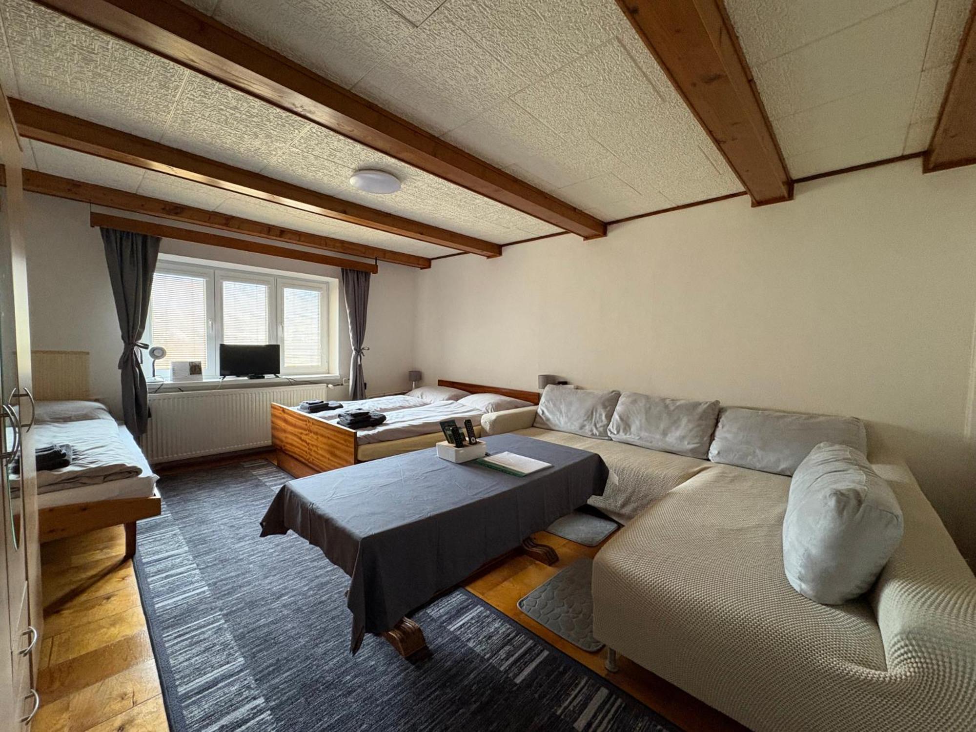 Podhorsky Apartman Materidouska เดสนา ภายนอก รูปภาพ